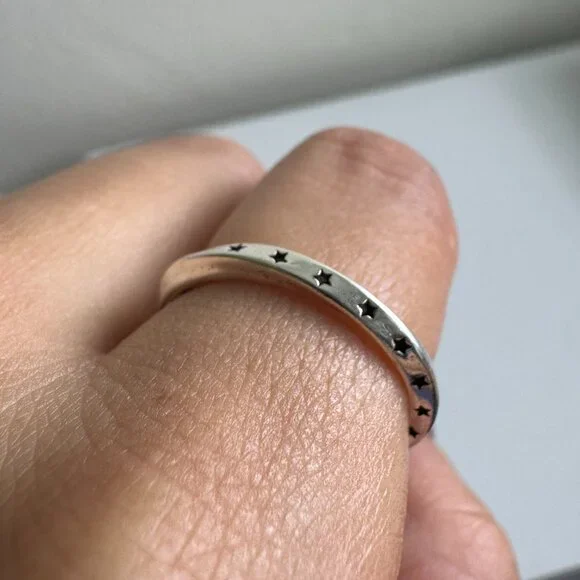 925 Sterling Silver Star Band Ring – Adjustable Open Design - Picture 3 of 6